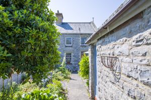 Photo 7- click for photo gallery